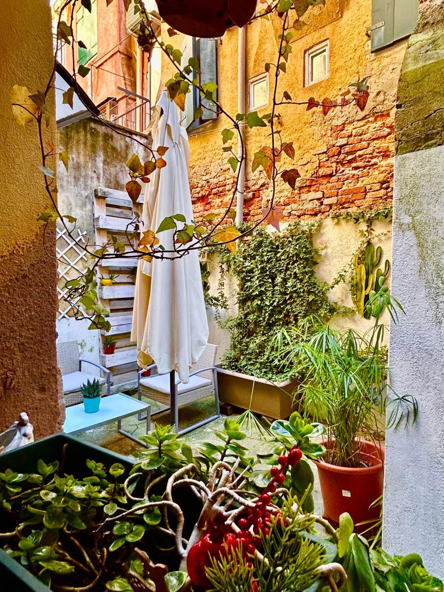 Ca 3 Leoni - Romantic House In The Heart Of 베니스 외부 사진